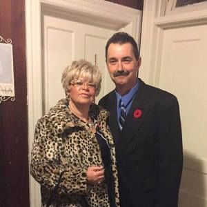 Meet your Posher, Lorrie